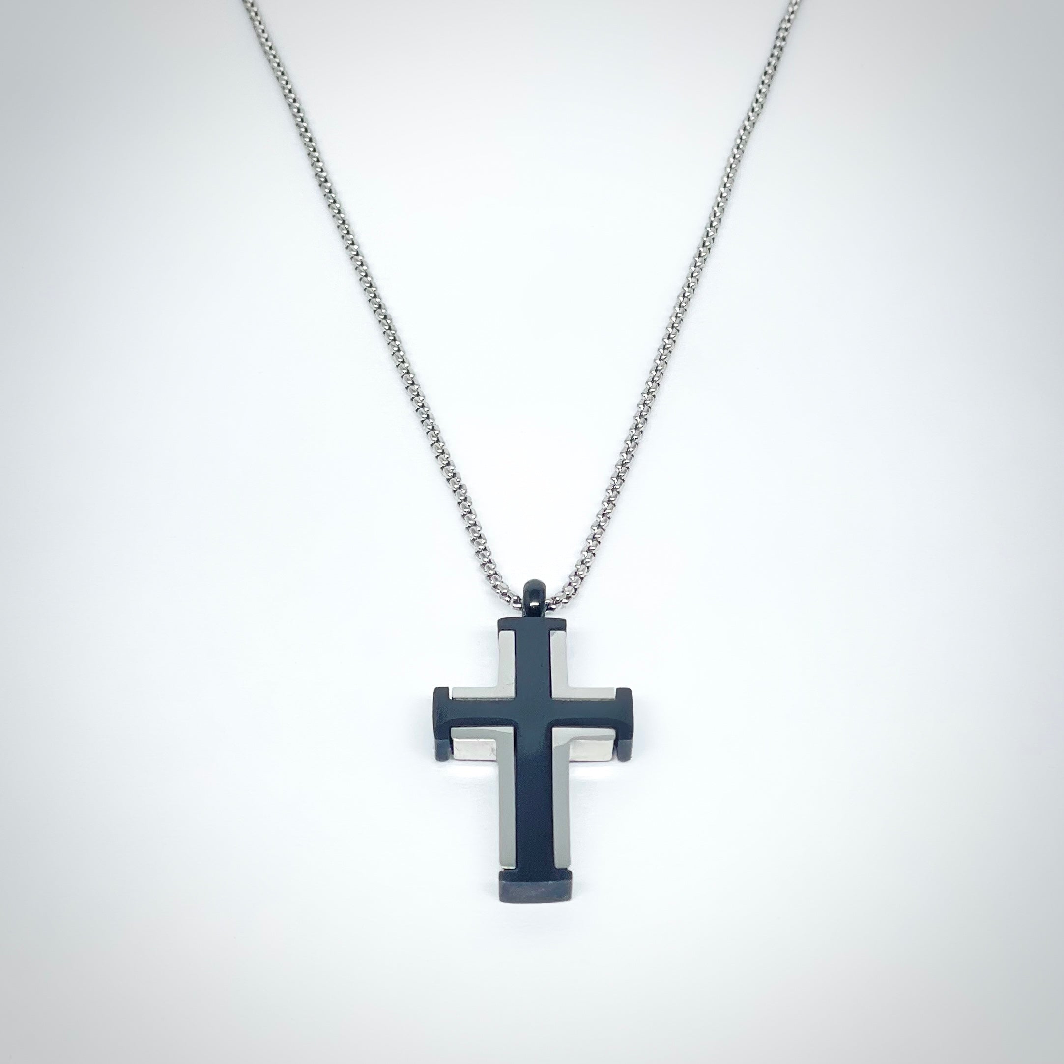 Collar Man Cross – Estrada Joiers